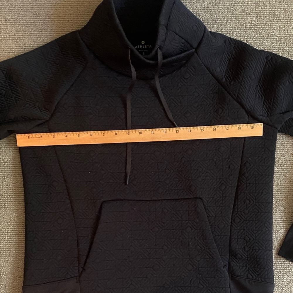 Athleta Black Geometric Pattern Pullover With Sta… - image 2